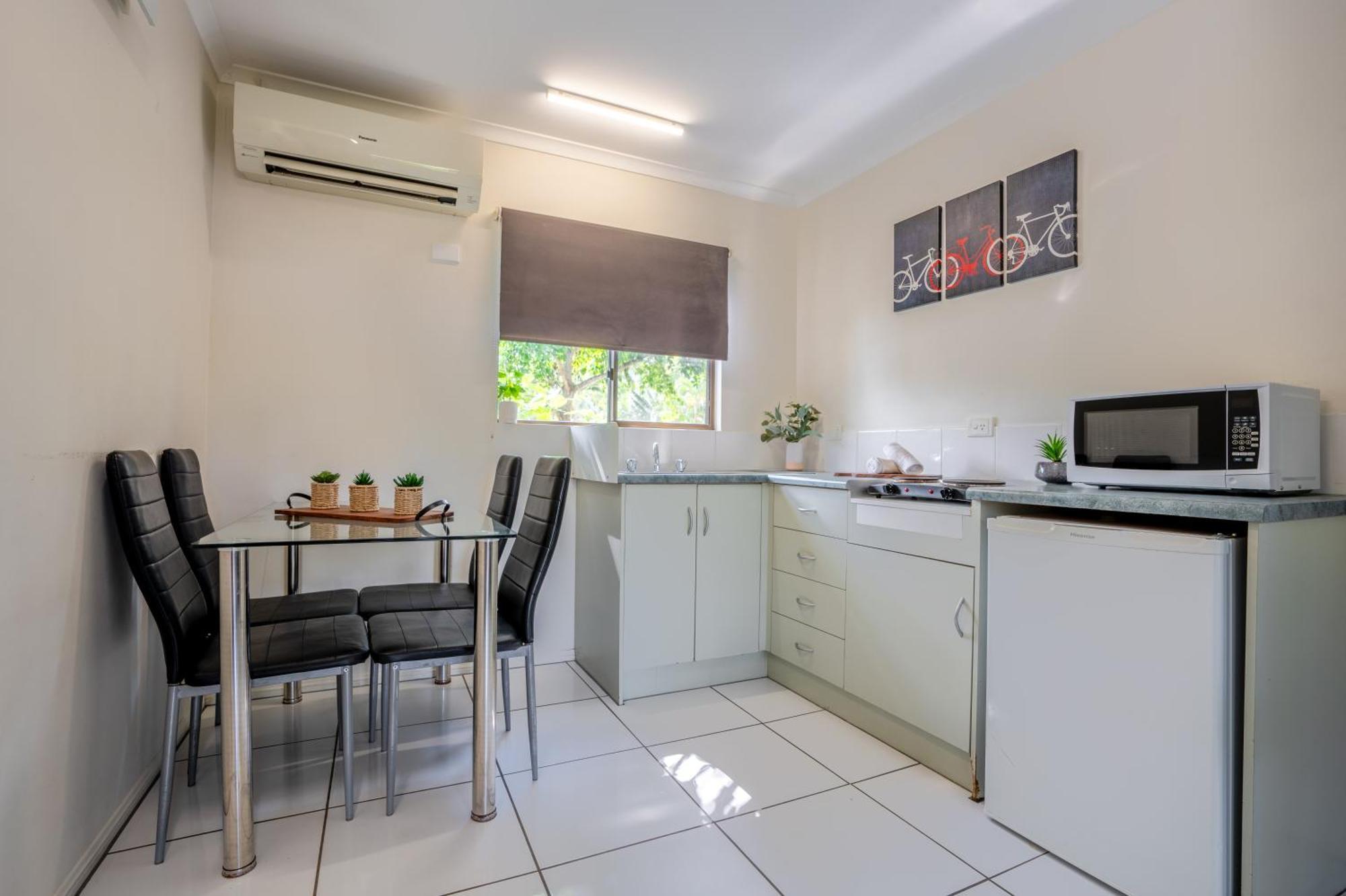 Tasman Holiday Parks - Cairns Cool Waters Экстерьер фото