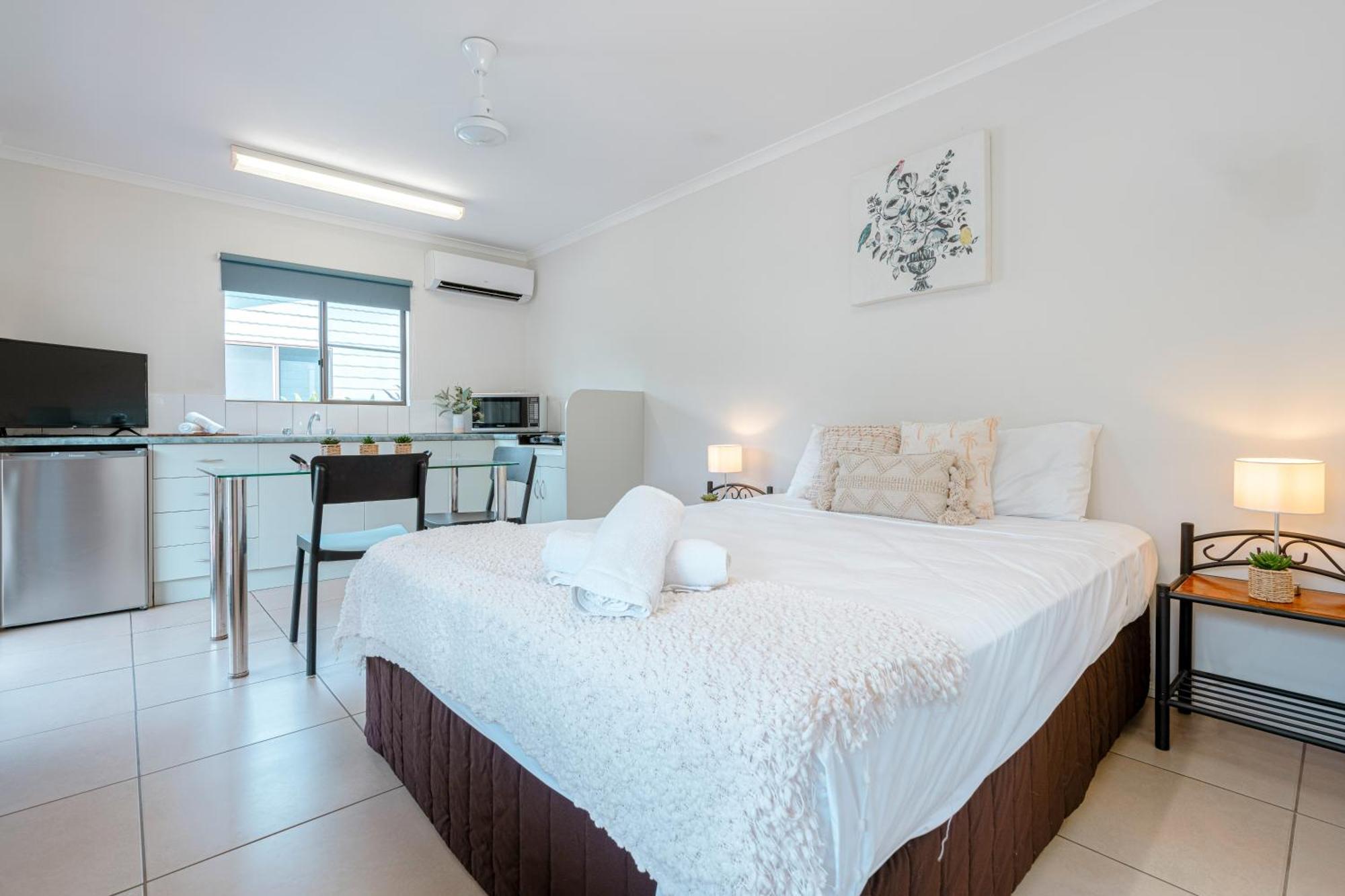 Tasman Holiday Parks - Cairns Cool Waters Экстерьер фото